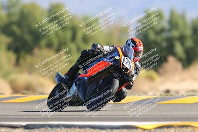 media/Nov-06-2022-SoCal Trackdays (Sun) [[208d2ccc26]]/Turn 7 Set 1 (1050am)/